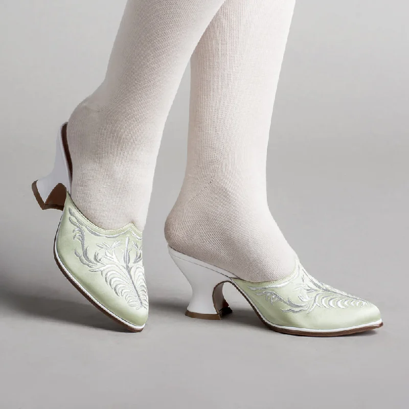 Antoinette Women's 18th Century Mules (Green)