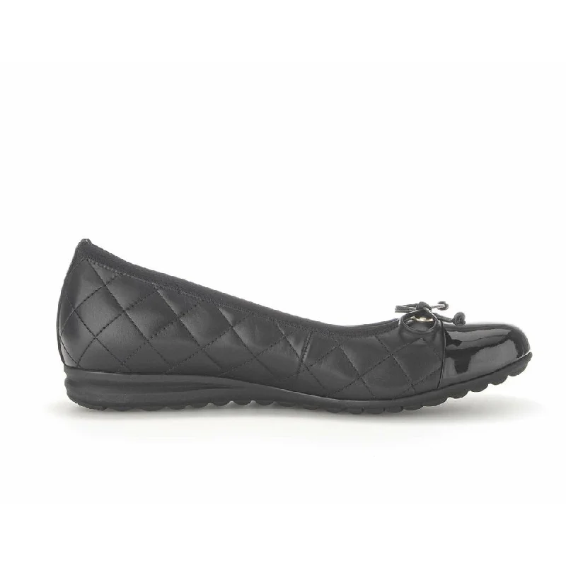 Gabor Women's Ballet Slip-On Flats Black Smooth Leather