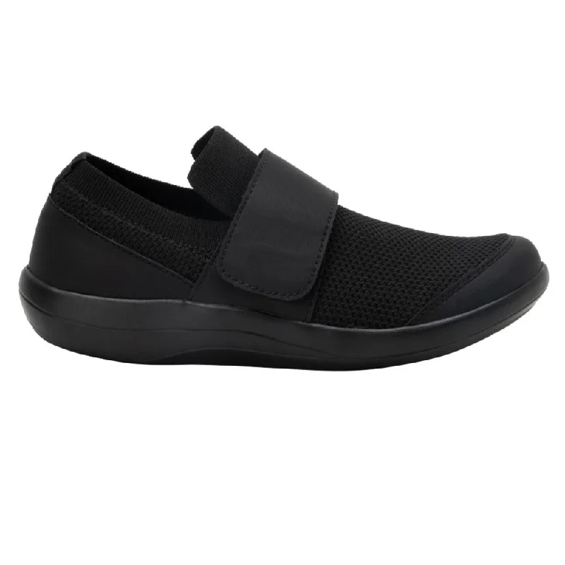 Alegria Women's Dasher Slip On Shoe Black Out