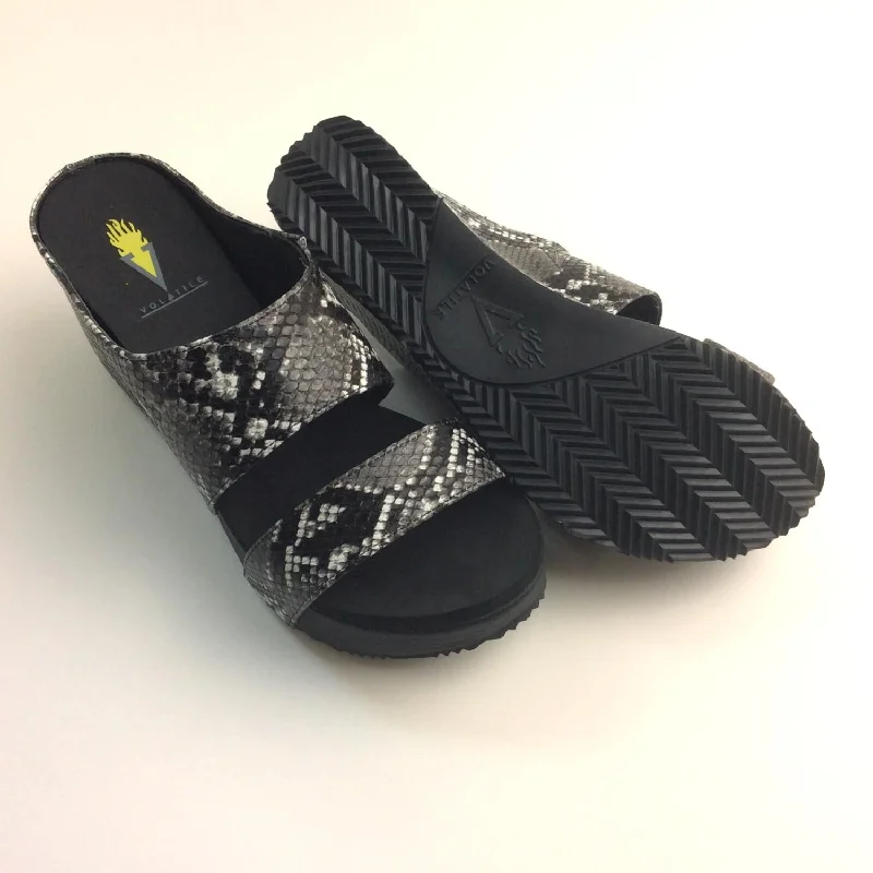 Justify Wedge Sandal In Black Snake