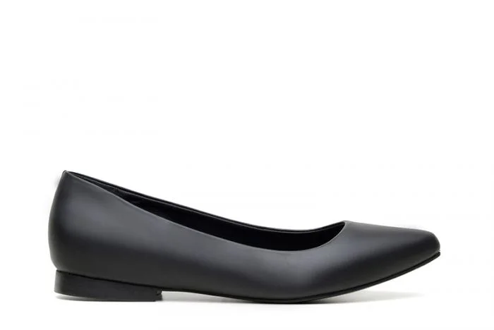 Diana Flats in Black Matte from Ahimsa