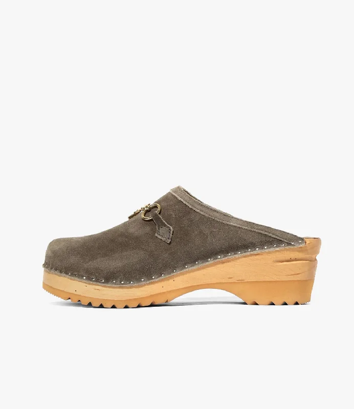 Tassel Bit 'Monet' Clog – Taupe Rough Out